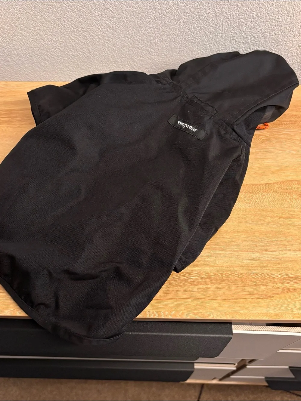 Wagwear Nylon Rainbreaker Hooded Jacket in Black - Size 8